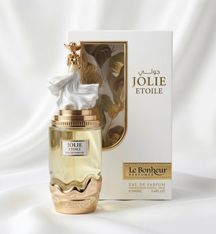 Le Bonheur Jolie Étoile | 100ml Eau de Parfum | Bergamot Madagascar Geranium
Jasmine Madagascar ylang-ylang Rose Musk cashmeran vanilla.